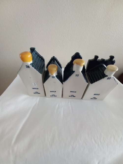 3 KLM HOUSES SEALED 28,50`53,83
